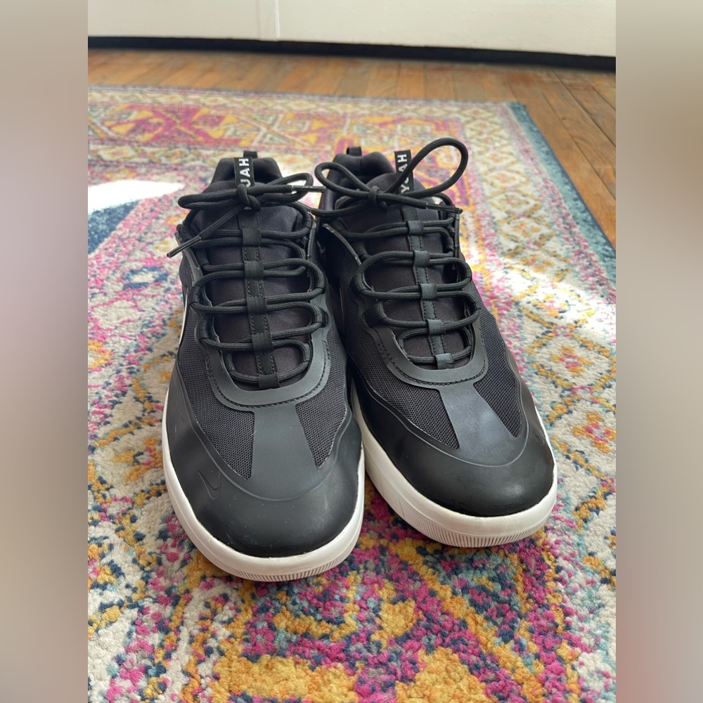 Nike SB Nyjah Free 2 / Black & White / Size 13